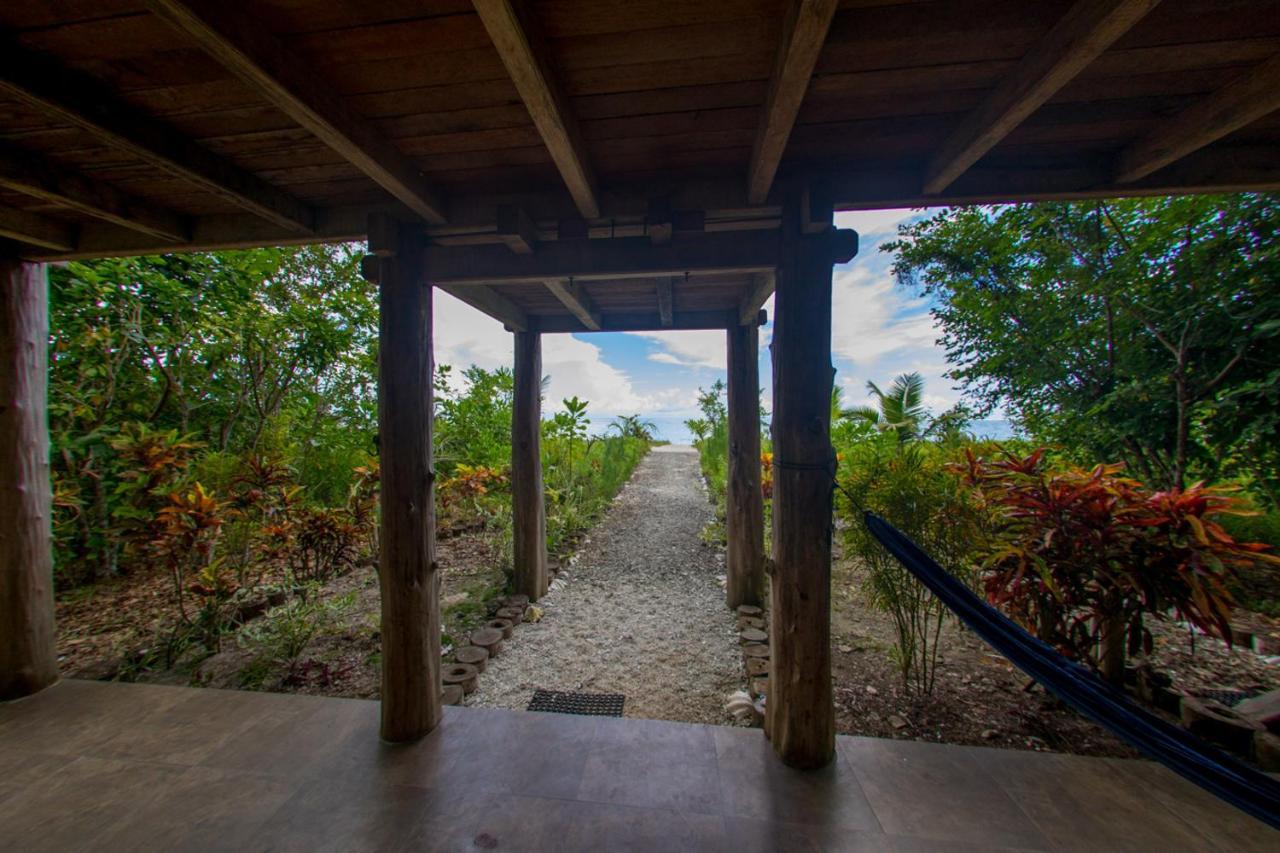 Hidden Bay Resort Mentawais Masokut Exterior photo